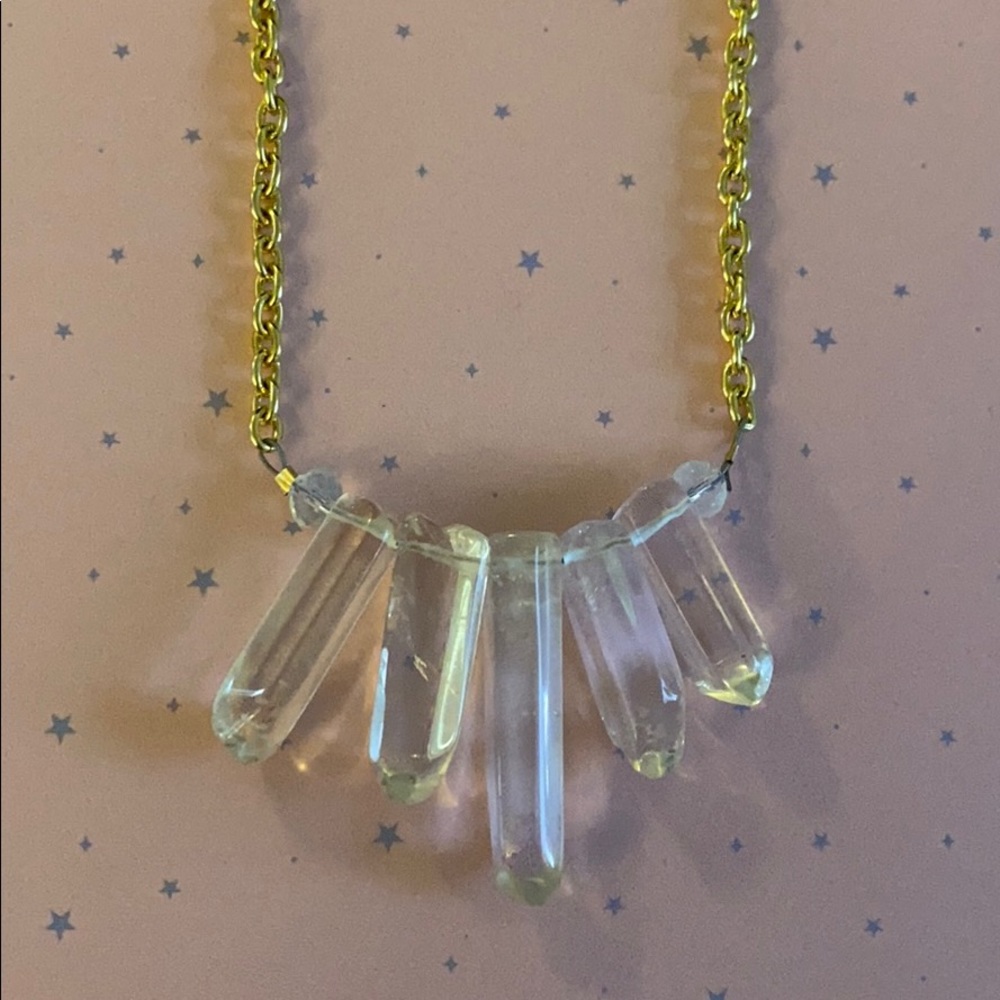 Quartz power necklace